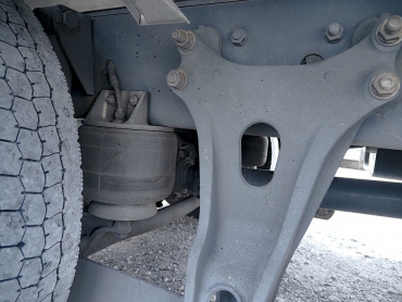 いすゞ フォワード 冷凍バン 中型 2PG-FRR90T2 年式 H30[写真37]