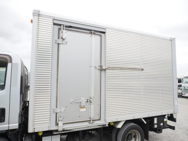 いすゞ エルフ バン車 小型 TRG-NMR85N 年式 H29[写真10]