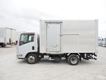 いすゞ エルフ バン車 小型 TRG-NMR85N 年式 H29[写真09]