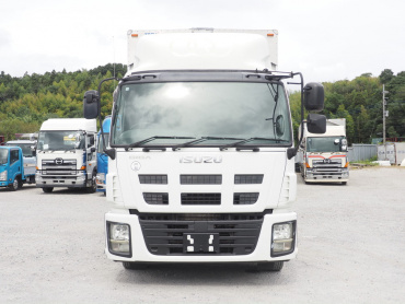 いすゞ ギガ ウイング車 大型 LKG-CYJ77A 年式 H23[写真04]