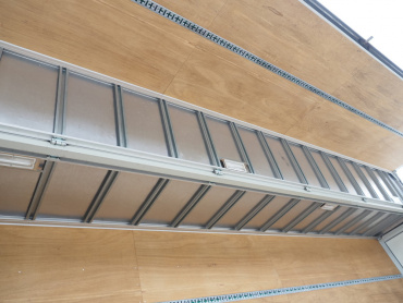 いすゞ ギガ ウイング車 大型 LKG-CYJ77A 年式 H23[写真21]