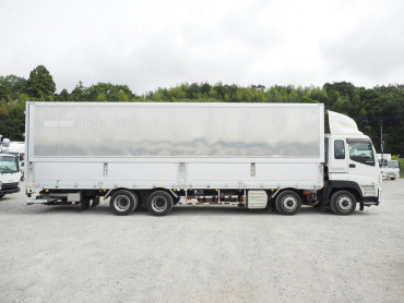 いすゞ ギガ ウイング車 大型 LKG-CYJ77A 年式 H23[写真09]