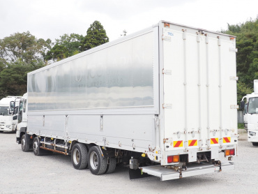 いすゞ ギガ ウイング車 大型 LKG-CYJ77A 年式 H23[写真08]