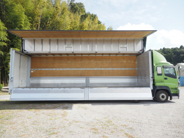 いすゞ ギガ ウイング車 大型 QKG-CYJ77A 年式 H27[写真13]