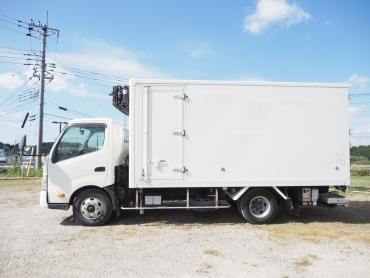日野 デュトロ 冷凍バン 小型 TKG-XZU710M 年式 H27[写真09]