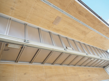 いすゞ ギガ ウイング車 大型 QKG-CYJ77B 年式 H28[写真22]