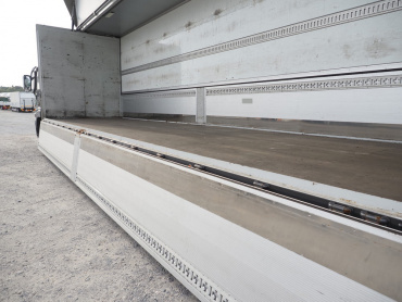 三菱ふそう スーパーグレート ウイング車 大型 QPG-FS64VZ 年式 H28[写真15]