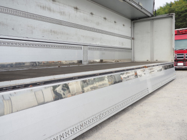 三菱ふそう スーパーグレート ウイング車 大型 QPG-FS64VZ 年式 H28[写真16]