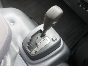 いすゞ エルフ バン車 小型 TKG-NMR85AN 年式 H26[写真22]