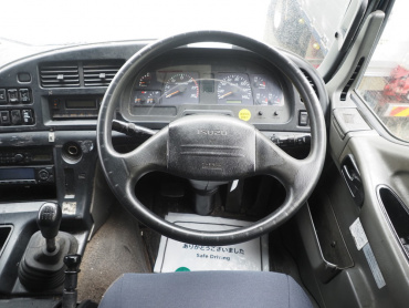 いすゞ ギガ ウイング車 大型 QKG-CYJ77A 年式 H26[写真30]