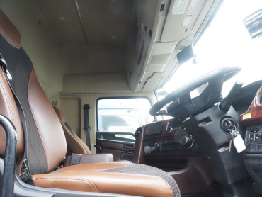 日野 プロフィア ウイング車 大型 2DG-FW1AHG 年式 R1[写真34]