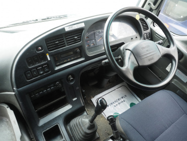 いすゞ ギガ ウイング車 大型 QKG-CYJ77A 年式 H26[写真32]