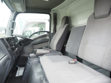 いすゞ エルフ バン車 小型 TKG-NPR85AN 年式 H24[写真28]