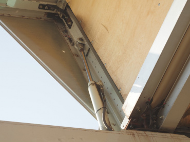 日野 プロフィア ウイング車 大型 LKG-FW1EXBG 年式 H23 [写真16]