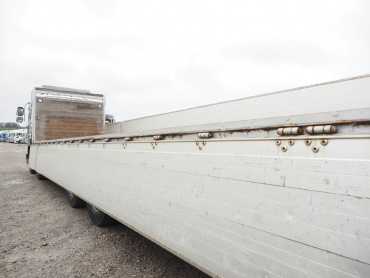 いすゞ ギガ 平ボディ 大型 QKG-CYJ77A 年式 H25[写真17]