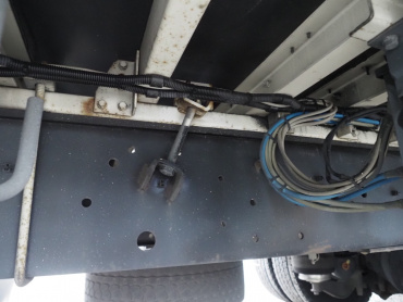 いすゞ ギガ ウイング車 大型 QPG-CYJ77B 年式 H28[写真44]