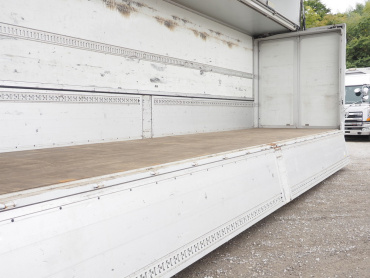 三菱ふそう スーパーグレート ウイング車 大型 QPG-FS64VZ 年式 H28[写真22]