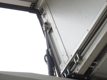 三菱ふそう スーパーグレート ウイング車 大型 QPG-FS64VZ 年式 H28[写真14]