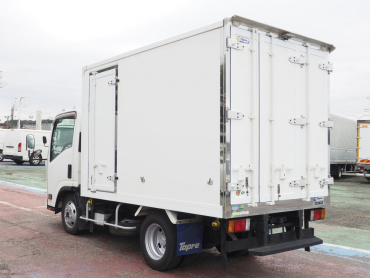 いすゞ エルフ 冷凍バン 小型 TRG-NLS85AN 年式 R1[写真07]