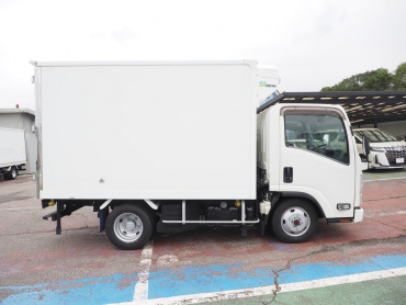 いすゞ エルフ 冷凍バン 小型 TRG-NLS85AN 年式 R1[写真09]