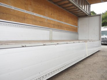 いすゞ ギガ ウイング車 大型 2PG-CYJ77C 年式 R1[写真21]