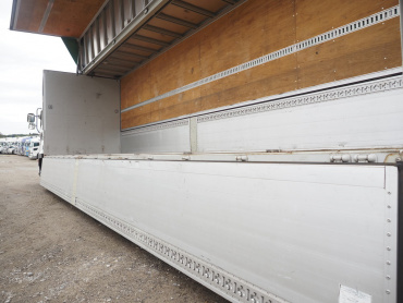 いすゞ ギガ ウイング車 大型 2PG-CYJ77C 年式 R1[写真20]