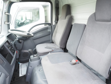 いすゞ エルフ バン車 小型 TKG-NMR85AN 年式 H26[写真27]