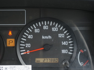 いすゞ エルフ バン車 小型 TKG-NMR85AN 年式 H26[写真28]