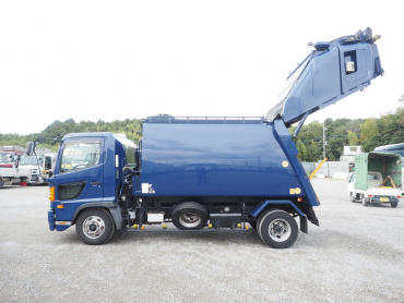 日野 レンジャープロ パッカー 中型 TKG-FC9JGAA 年式 H28[写真10]