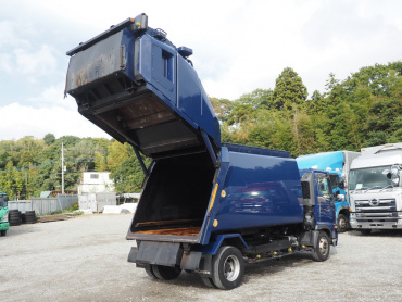 日野 レンジャープロ パッカー 中型 TKG-FC9JGAA 年式 H28[写真11]