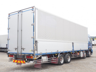 いすゞ ギガ ウイング車 大型 QKG-CYJ77A 年式 H24[写真05]