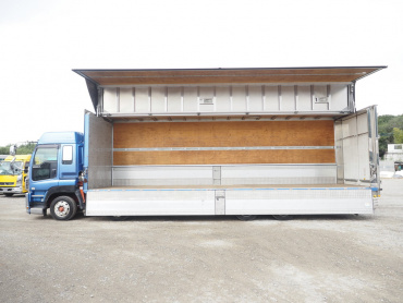 いすゞ ギガ ウイング車 大型 QKG-CYJ77A 年式 H24[写真22]