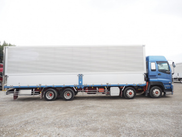 いすゞ ギガ ウイング車 大型 QKG-CYJ77A 年式 H24[写真11]