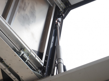 いすゞ ギガ ウイング車 大型 2PG-CYJ77C 年式 R1[写真20]