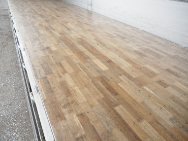 いすゞ ギガ ウイング車 大型 QPG-CYJ77B 年式 H28[写真24]