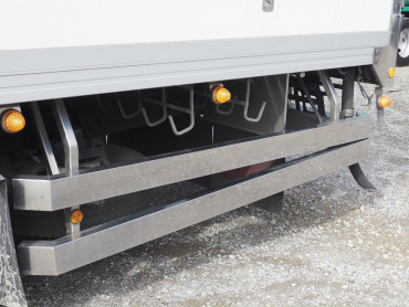 日野 プロフィア 冷凍バン 大型 QPG-FW1EXEG 年式 H27 [写真16]