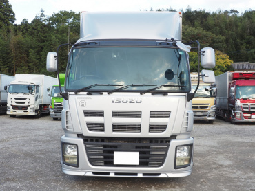 いすゞ ギガ ウイング車 大型 LKG-CYJ77A 年式 H22 [写真03]