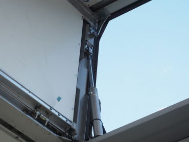 いすゞ ギガ ウイング車 大型 LKG-CYJ77A 年式 H22 [写真18]