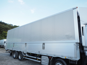 いすゞ ギガ ウイング車 大型 LKG-CYJ77A 年式 H22 [写真09]