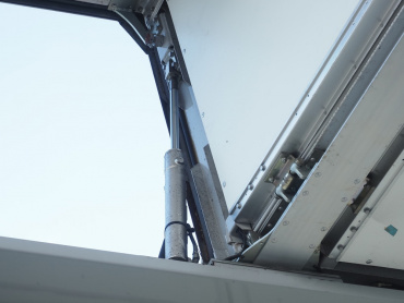 いすゞ ギガ ウイング車 大型 LKG-CYJ77A 年式 H22 [写真12]