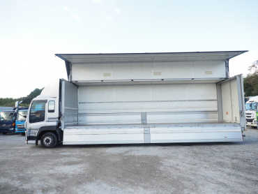 いすゞ ギガ ウイング車 大型 LKG-CYJ77A 年式 H22 [写真16]