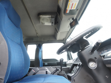 いすゞ ギガ ウイング車 大型 QKG-CYL77A 年式 H27 [写真35]