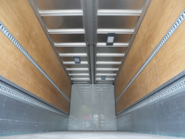 いすゞ フォワード ウイング車 中型 2RG-FRR90S2 年式 R3[写真28]