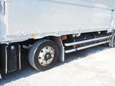 いすゞ ギガ ウイング車 大型 2PG-CYJ77C 年式 H29[写真16]