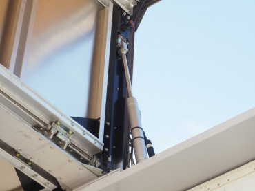 いすゞ ギガ ウイング車 大型 2PG-CYJ77C 年式 H29[写真19]