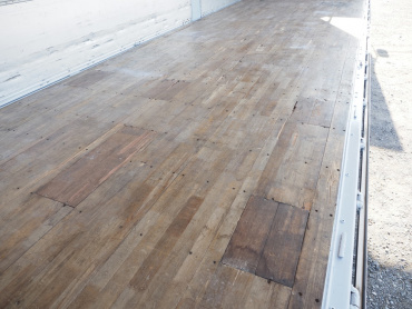 いすゞ ギガ ウイング車 大型 2PG-CYJ77C 年式 H29[写真23]