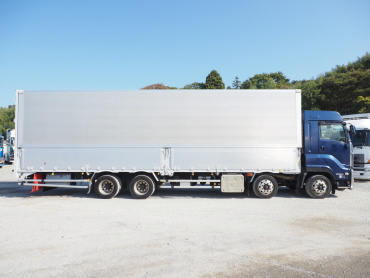 いすゞ ギガ ウイング車 大型 2PG-CYJ77C 年式 H29[写真09]