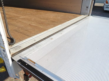 日野 レンジャープロ ウイング車 中型 TKG-FD7JLAG 年式 H28[写真30]