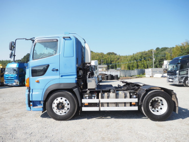 日野 プロフィア トラクタ 大型 QPG-SH1EDDG 年式 H27[写真10]