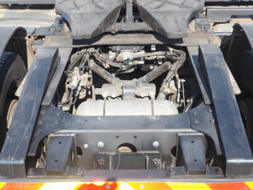 日野 プロフィア トラクタ 大型 QPG-SH1EDDG 年式 H27[写真36]